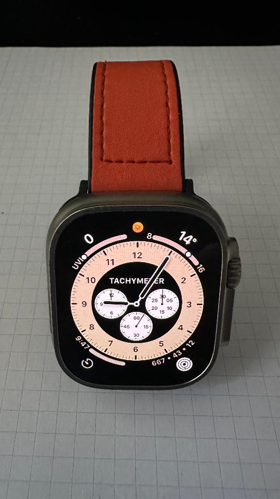 Apple Watch Ultra 2, Handtassen en Accessoires, Smartwatches, Ophalen, IOS, Oranje, Zo goed als nieuw