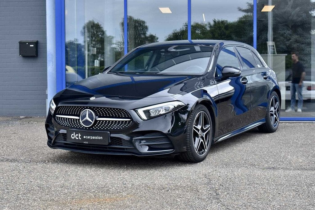 Mercedes-Benz A-CLASS 180 AMG-Line Camera LED Tempomat Low m, Autos, Achat, Euro 6, Entreprise, Boîte manuelle