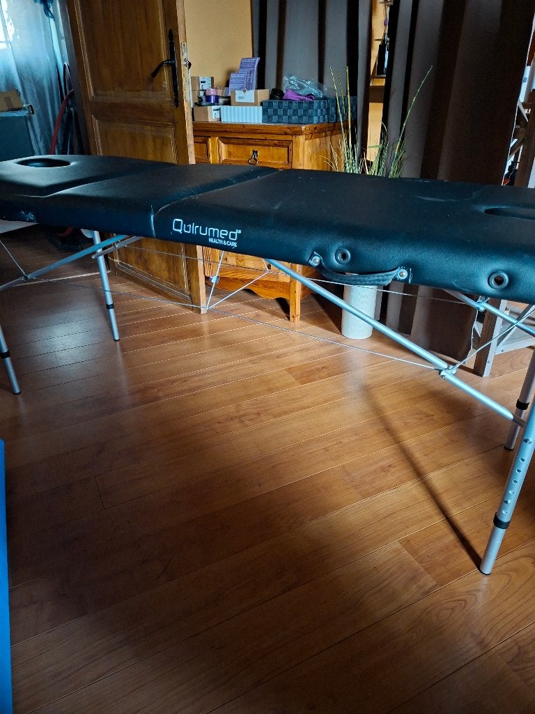 TABLE DE MASSAGE PLIABLE, Enlèvement, Utilisé, Table de massage