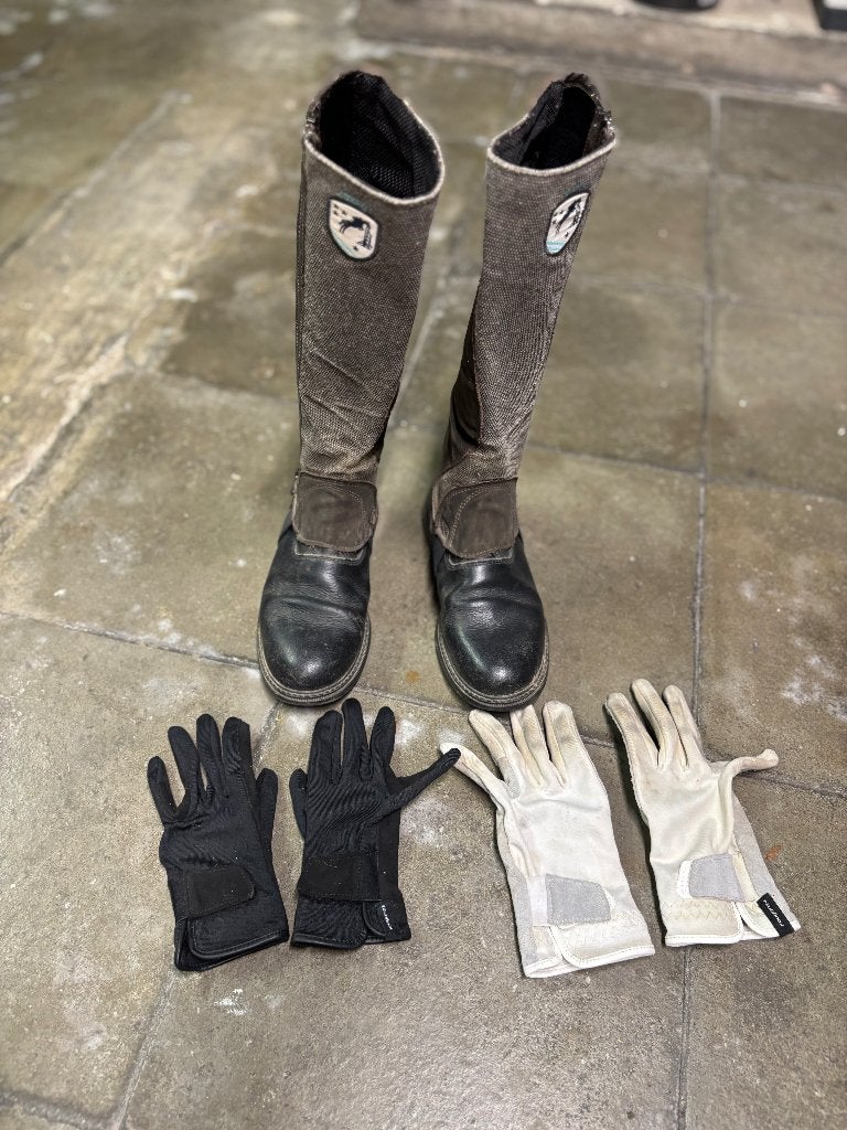 Matériel d'équitation (casque, bottines, chaps, gilet...), Autres tailles, Fouganza, XS, Enlèvement