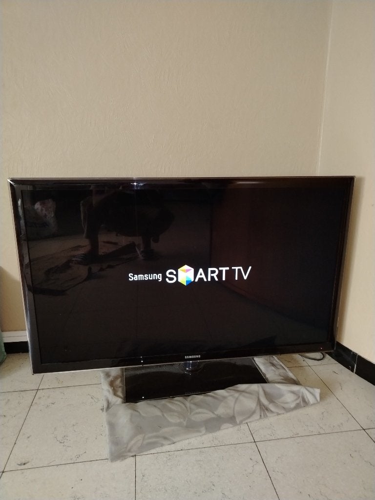 Lot de 4 TV / écrans (3 Samsung, 1 Toshiba), Audio, Tv en Foto, Televisies, Ophalen, Samsung, Smart TV, Gebruikt