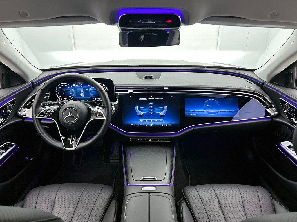 Mercedes-Benz E-Klasse 300 E Break Luxury Line | Trekhaak |, Auto's, Mercedes-Benz, Automaat, 4 cilinders, Zwart, Plug-in hybride