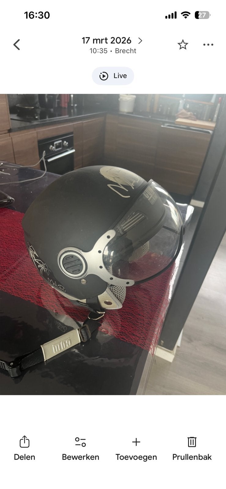 Helm, Ophalen