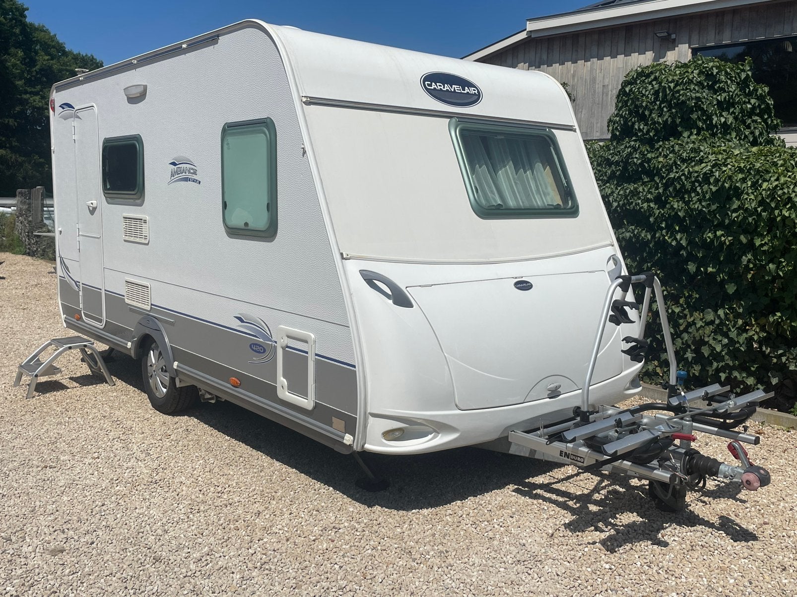 Caravan Caravelair Ambiance 420, fransbed, mover, voortent, Caravanes & Camping, Caravanes, Entreprise, jusqu'à 4, Siège de train