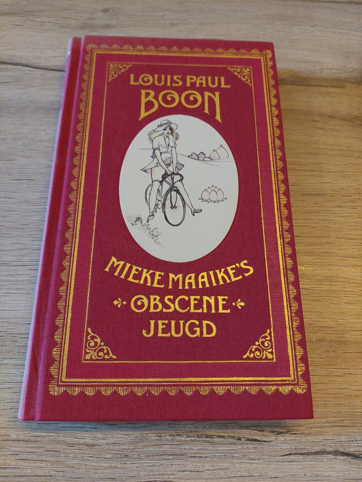 Mieke Maaike's obscene jeugd  Louis Paul Boon, Ophalen of Verzenden