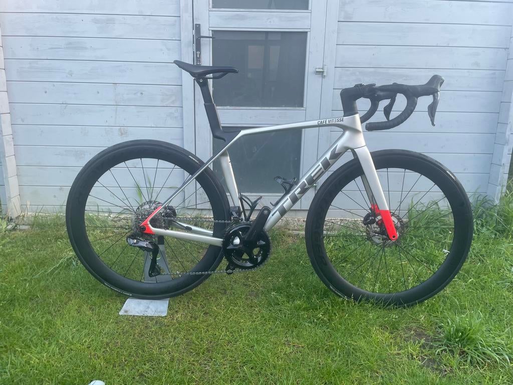 Trek Madone Sl7 (2025), Fietsen en Brommers, Ophalen, Zo goed als nieuw