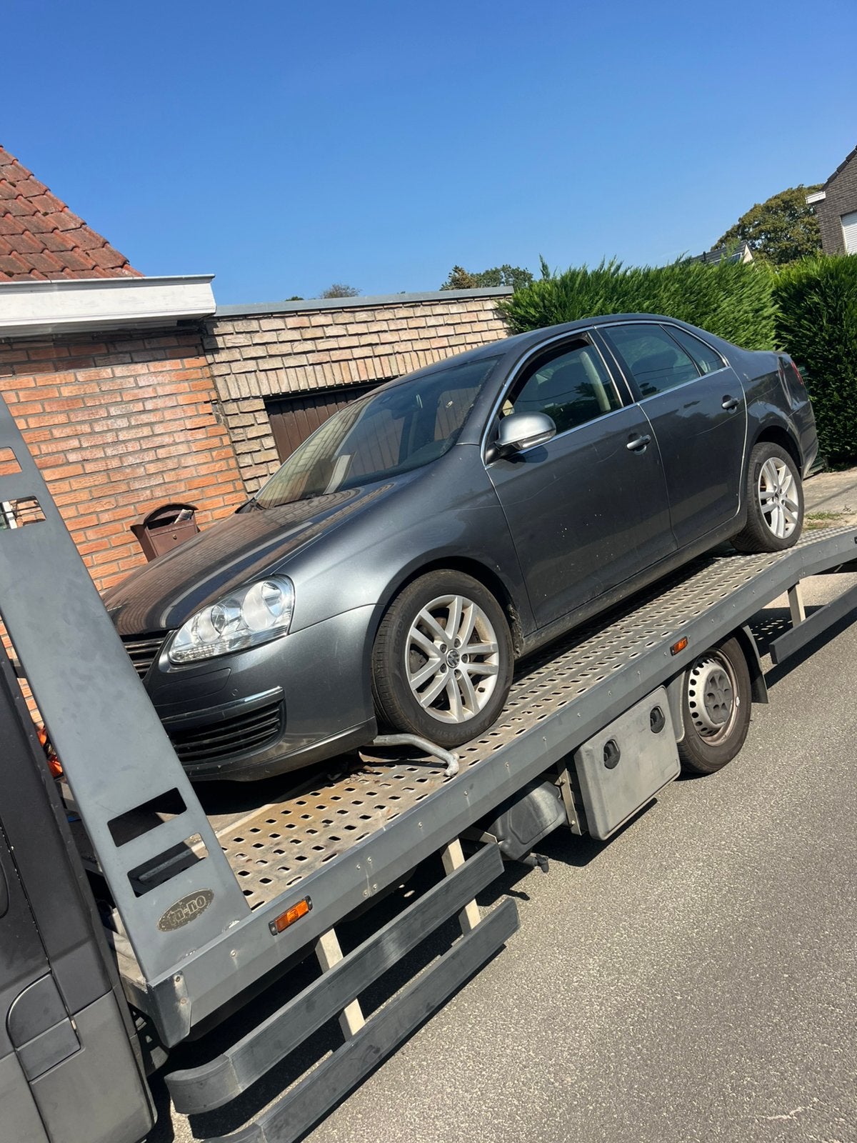 Vw Jetta 1400 cc, Auto diversen, Ongevalwagen, Ophalen, Volkswagen, 1400 cc, Zilver of Grijs