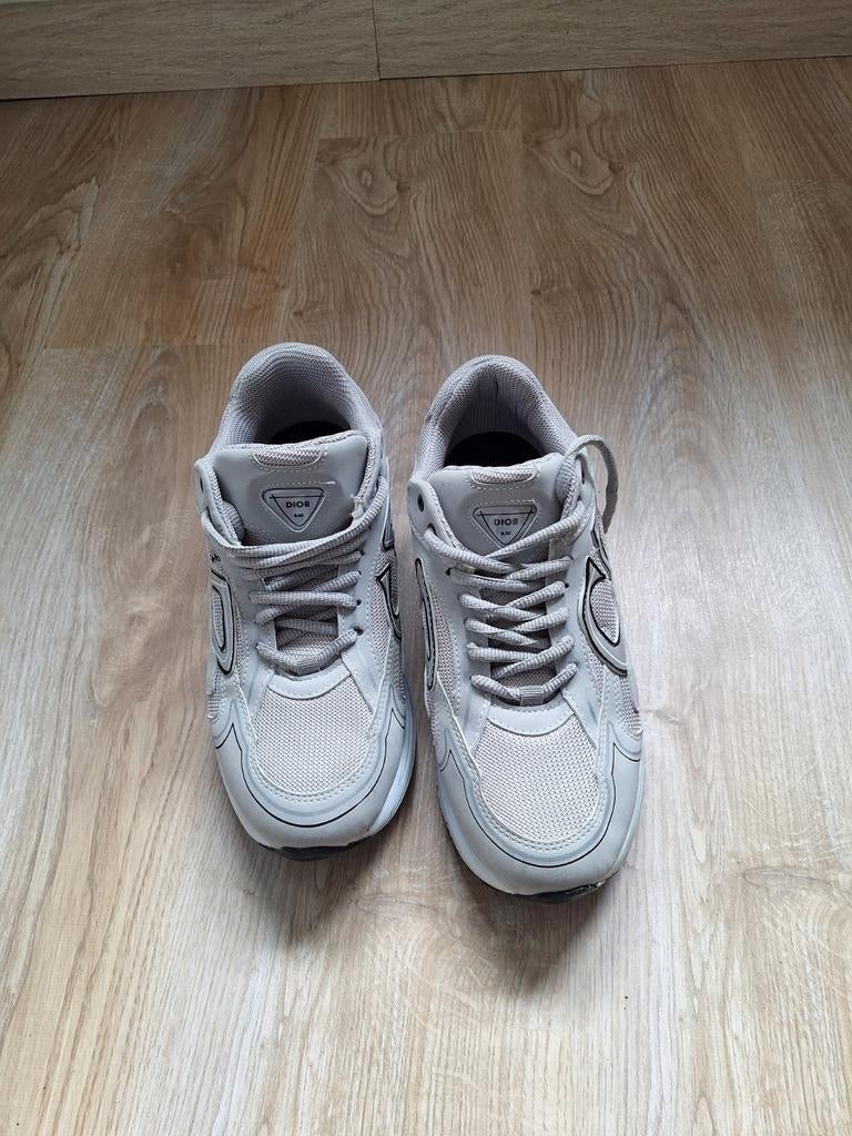 Sport schoenen maat 43, Ophalen