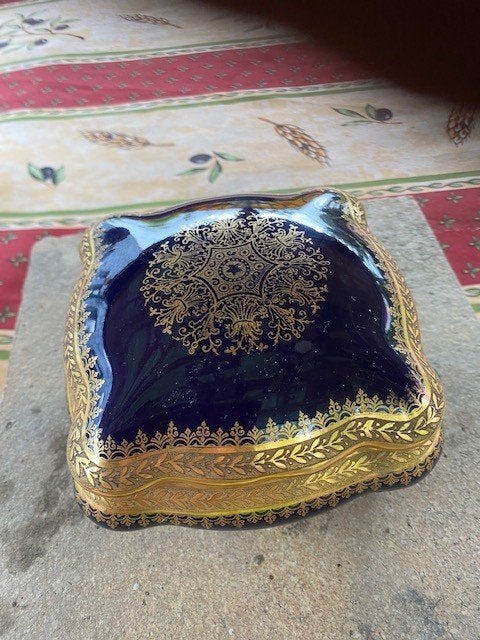 boite a bijoux  porcelaine d'art de Limoge signée A.Golse, Antiek en Kunst, Ophalen of Verzenden