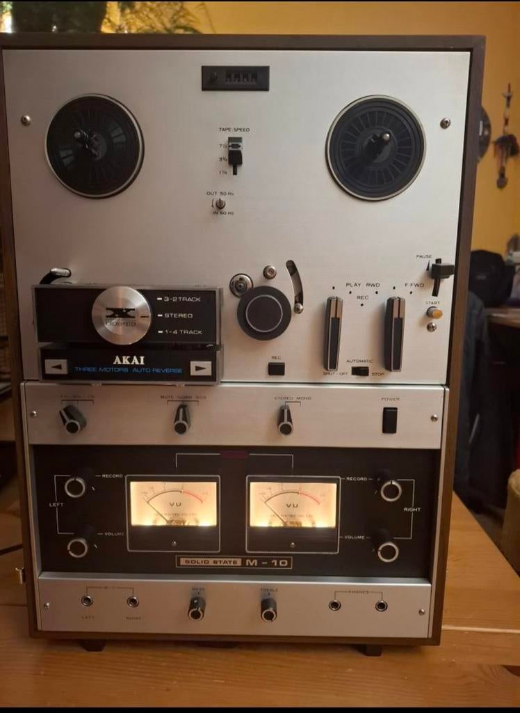 Akai Stereo M-10  bandrecorder, Magnétophone, Avec protection anti-poussière