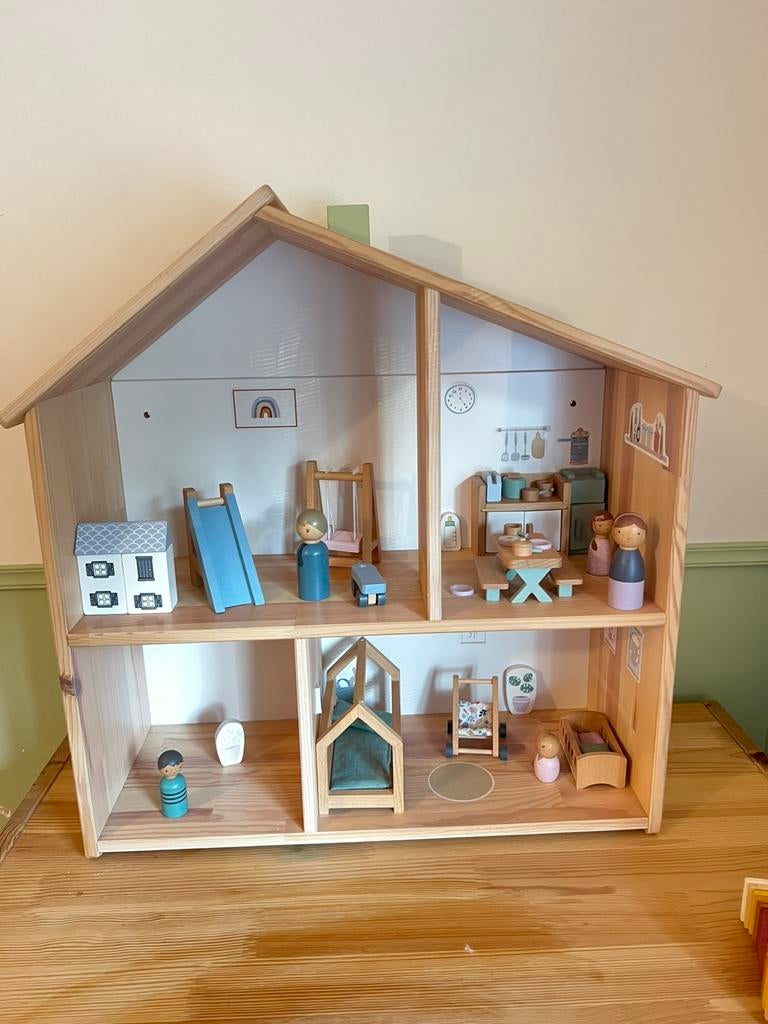 Poppenhuis met speel accesoires van het merk little dutch, Ophalen, Gebruikt, Poppenhuis