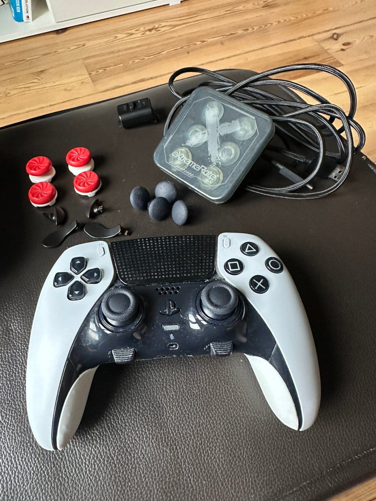 Dual Sense Edge + accessoires, Games en Spelcomputers, Spelcomputers | Sony Consoles | Accessoires, Gebruikt, PlayStation 5, Ophalen of Verzenden