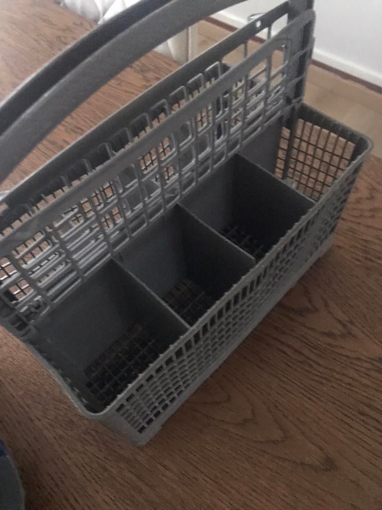 Panier à couvert lave vaisselle beko