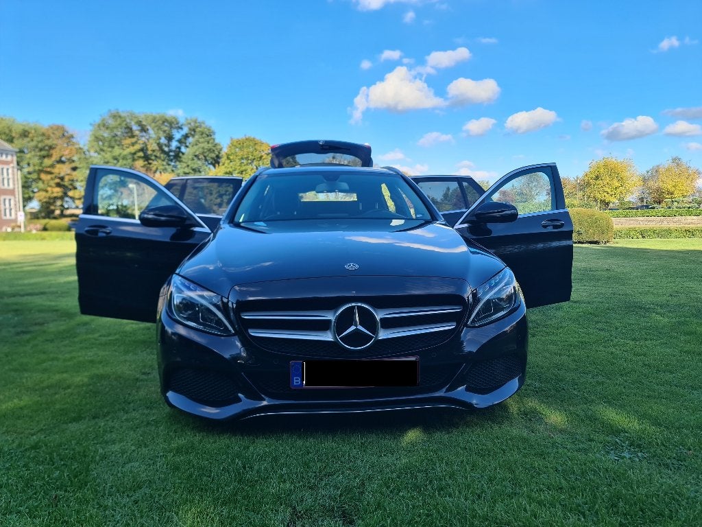 Mercedes C200 automatische transmissie in nieuwstaat.2018., 4 cilinders, Elektrische koffer, Leder, 5 deurs
