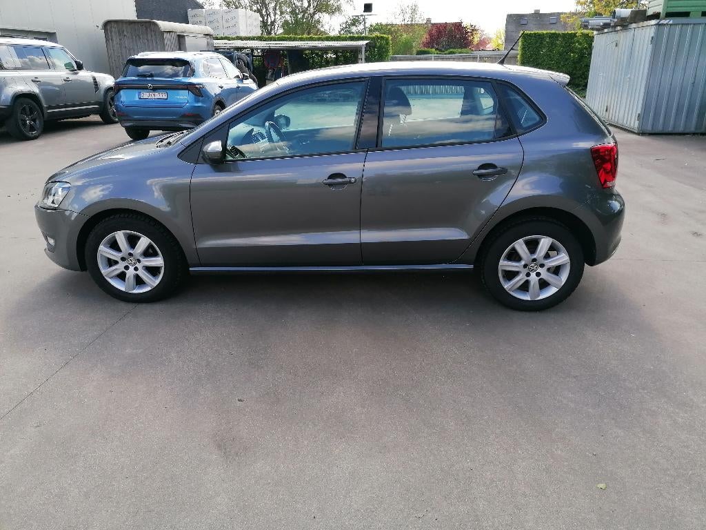 vw polo, Auto's, Volkswagen, Voorwielaandrijving, Stof, Zwart, Bruin