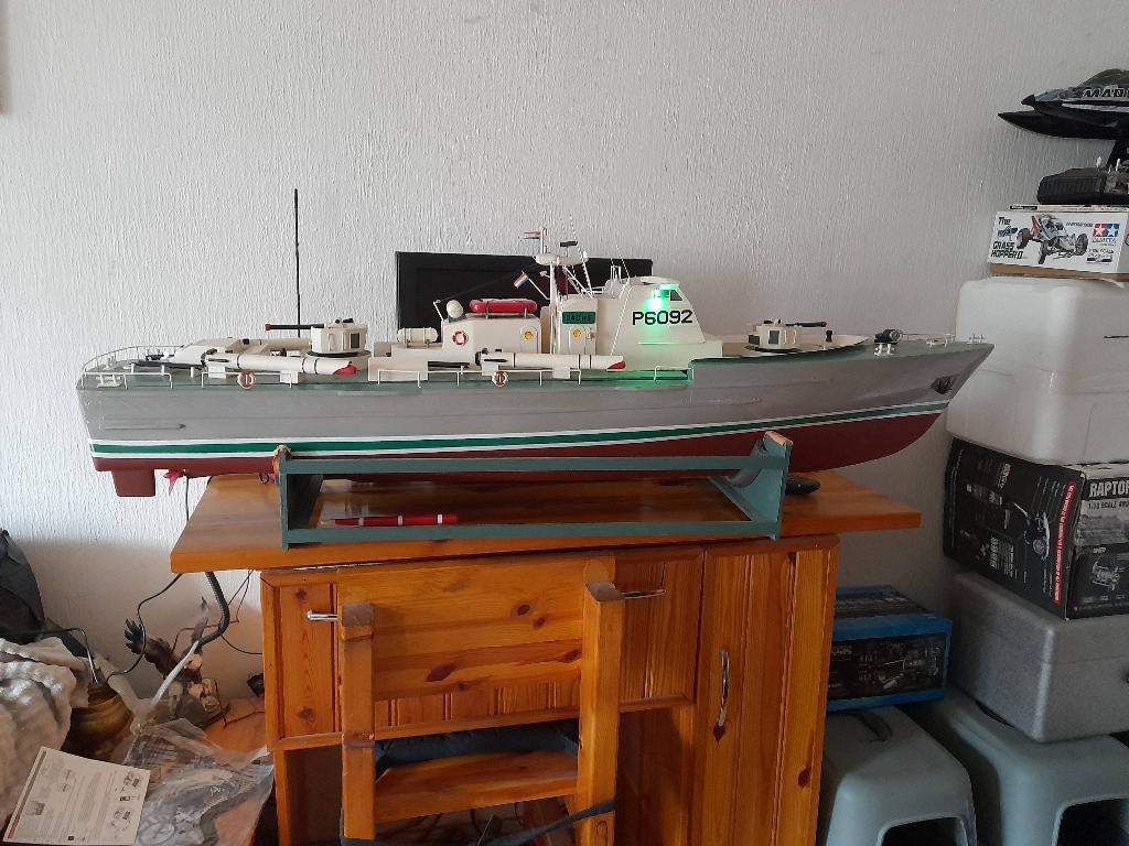 Pracht Rc Torpedo snellboot Dachs P- 6092, Ophalen, Zo goed als nieuw, 1:32 tot 1:50, Overige merken