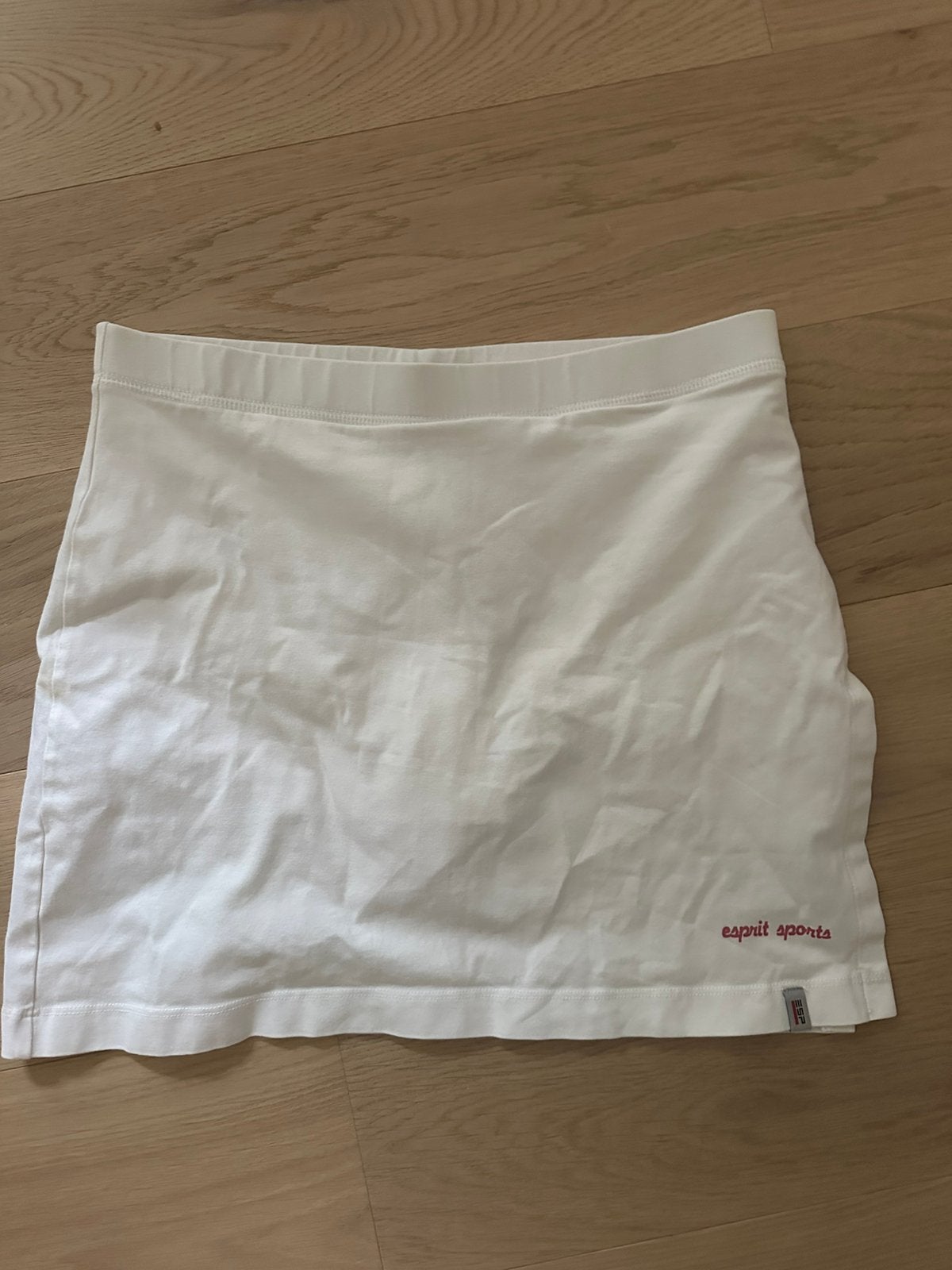 Jupe de tennis blanche avec short, Vêtements | Femmes, Jupes, Enlèvement ou Envoi, Comme neuf, Blanc