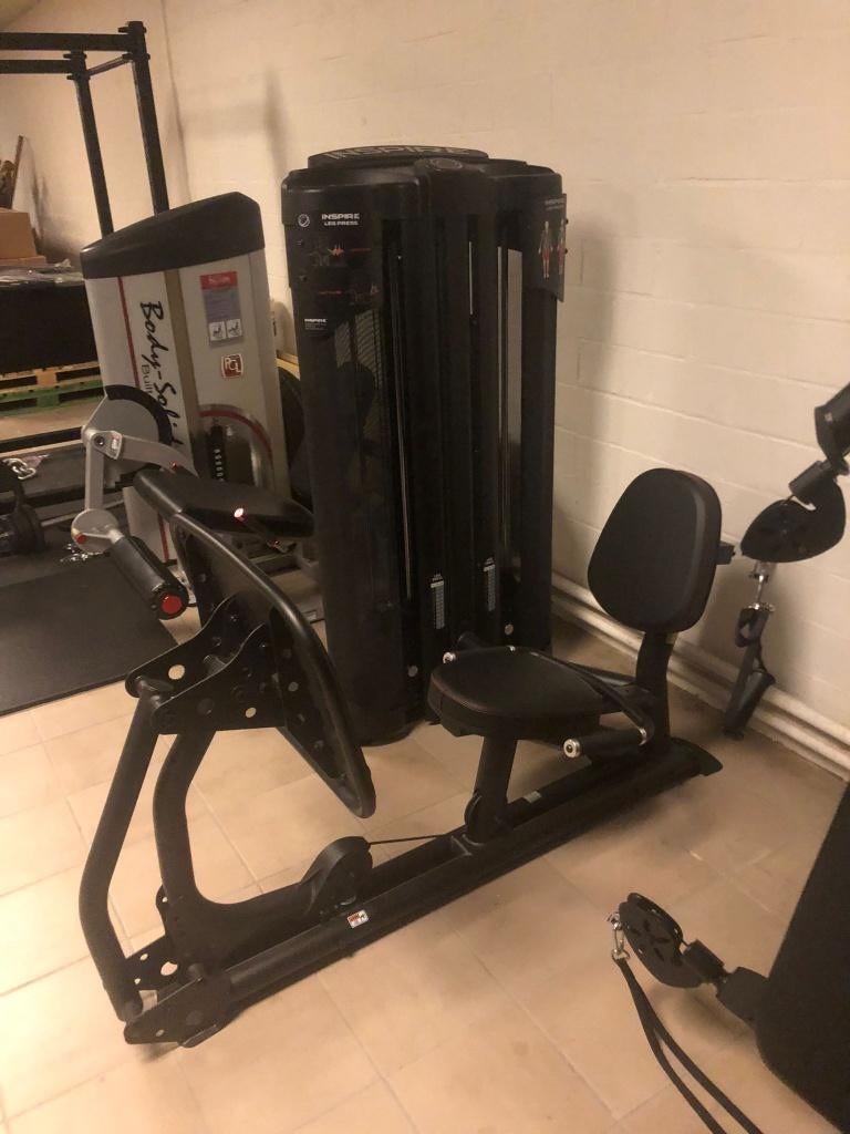 Inspire Leg Press + Calf Press- Toonzaalmodel, Sport en Fitness, Krachtstation, Ophalen of Verzenden, Zo goed als nieuw, Metaal