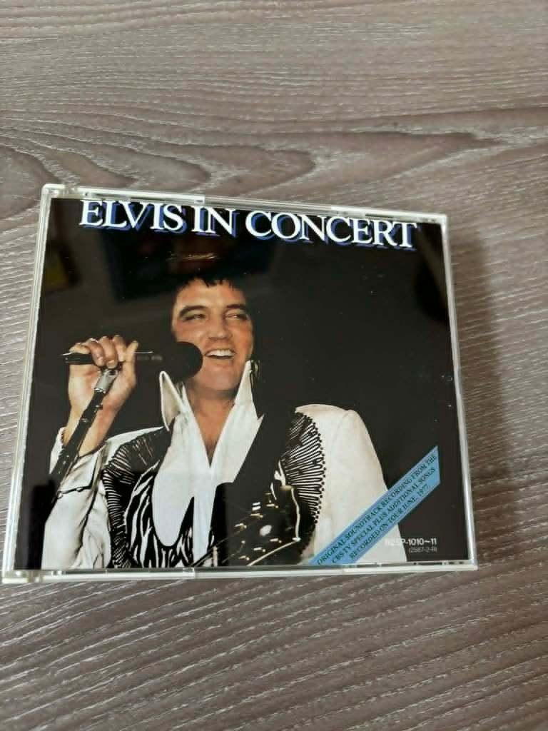 Elvis dubbelcd, Elvis in concert, japanse persing,  20 euro., Ophalen of Verzenden, Zo goed als nieuw, Rock-'n-Roll