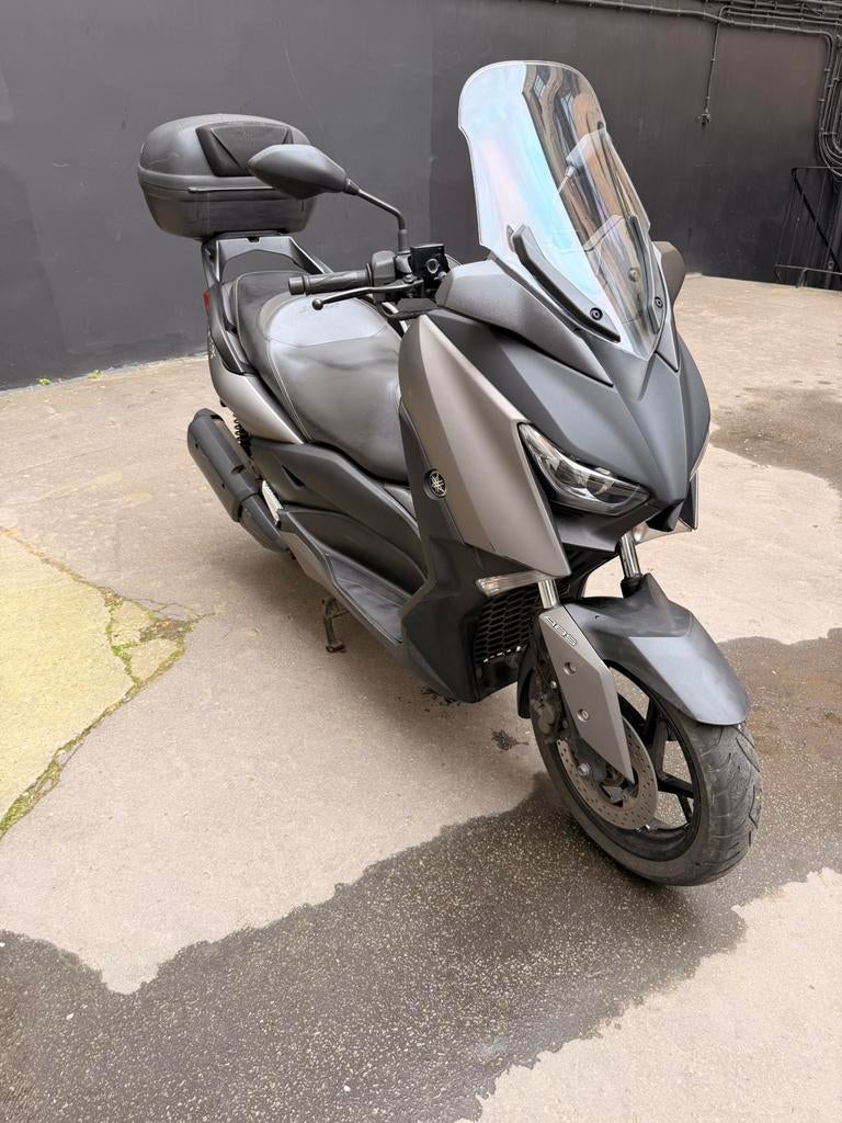 Yamaha XMax 300, 300 cm³, Scooter, Occasion, Contrôle de traction