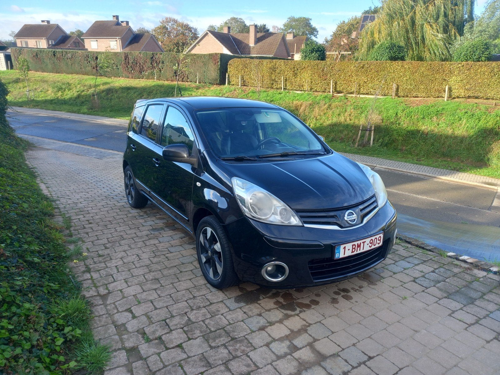 Nissan Note E11 Tecna 1,5 D met blanco carr pass, Autos, Achat, Boîte manuelle, Noir, 5 portes
