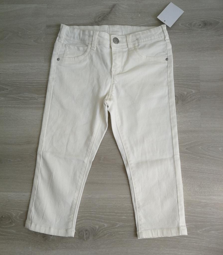 Nieuwe capribroek C&A,maat 146, Enfants & Bébés, Vêtements enfant | Taille 146, C&A, Enlèvement ou Envoi, Fille, Pantalon