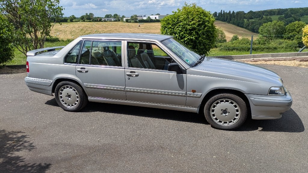 VOLVO 960 2.5-24V+LPG, Auto's, Volvo, Automaat, 4 deurs, Achterwielaandrijving, Beige