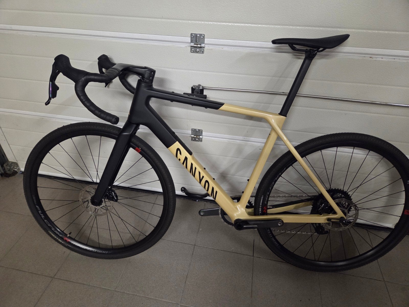 Canyon Grail CF SLX Maat Medium, Enlèvement