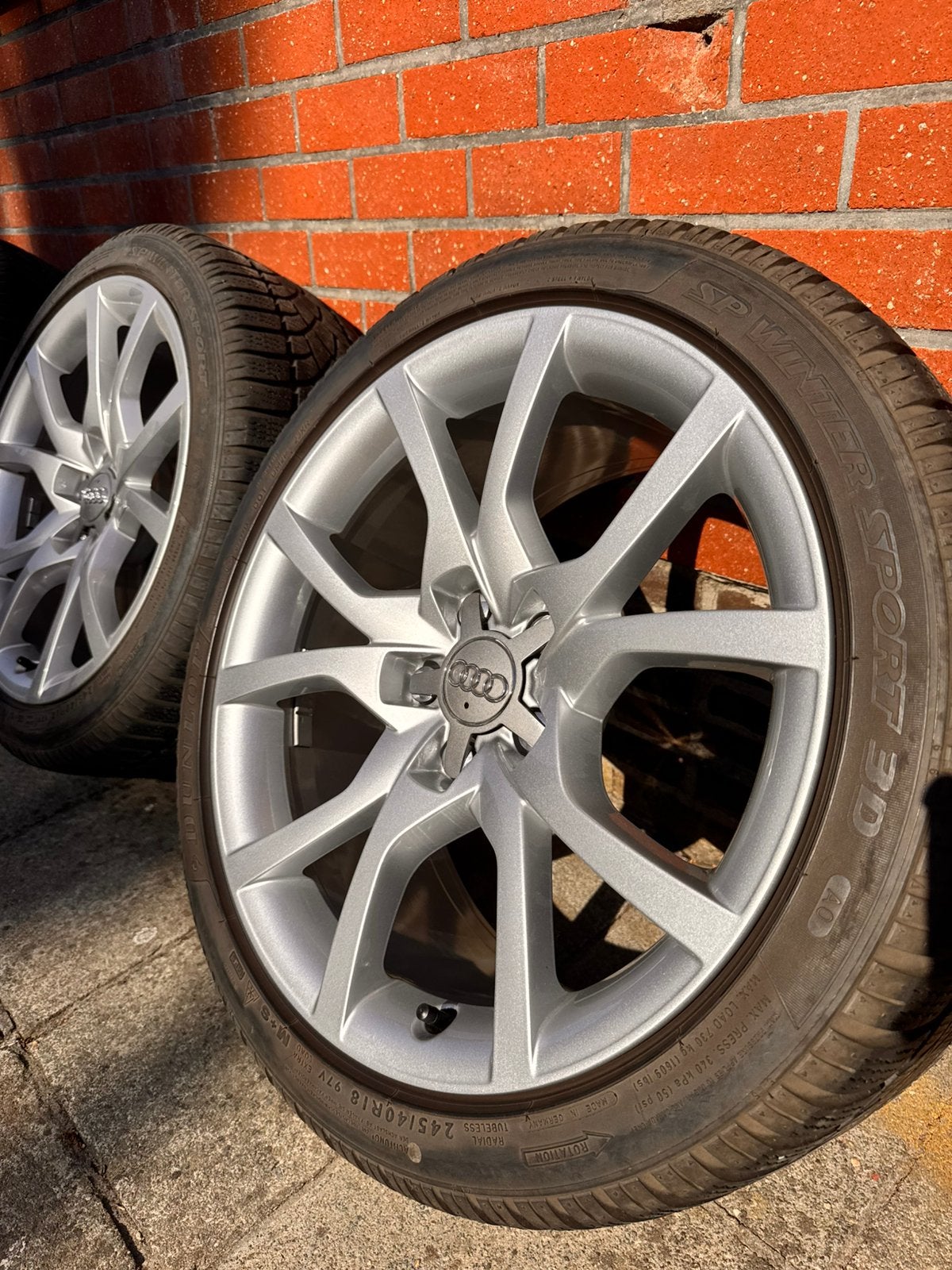 Originele winterset Audi dunlop winter sport 245/40 R18, Autos : Pièces & Accessoires, Pneus et Jantes, Véhicule de tourisme, 18 pouces
