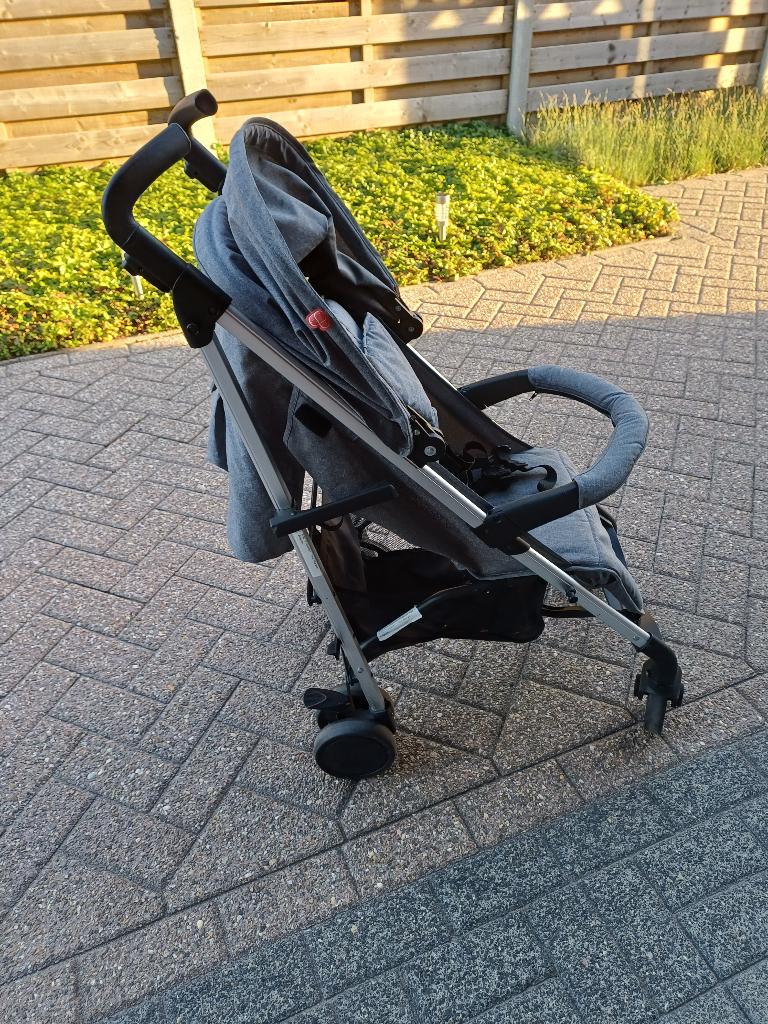 Te koop buggy Pericles, Enfants & Bébés, Buggys, Enlèvement, Comme neuf, Autres marques, Dossier réglable