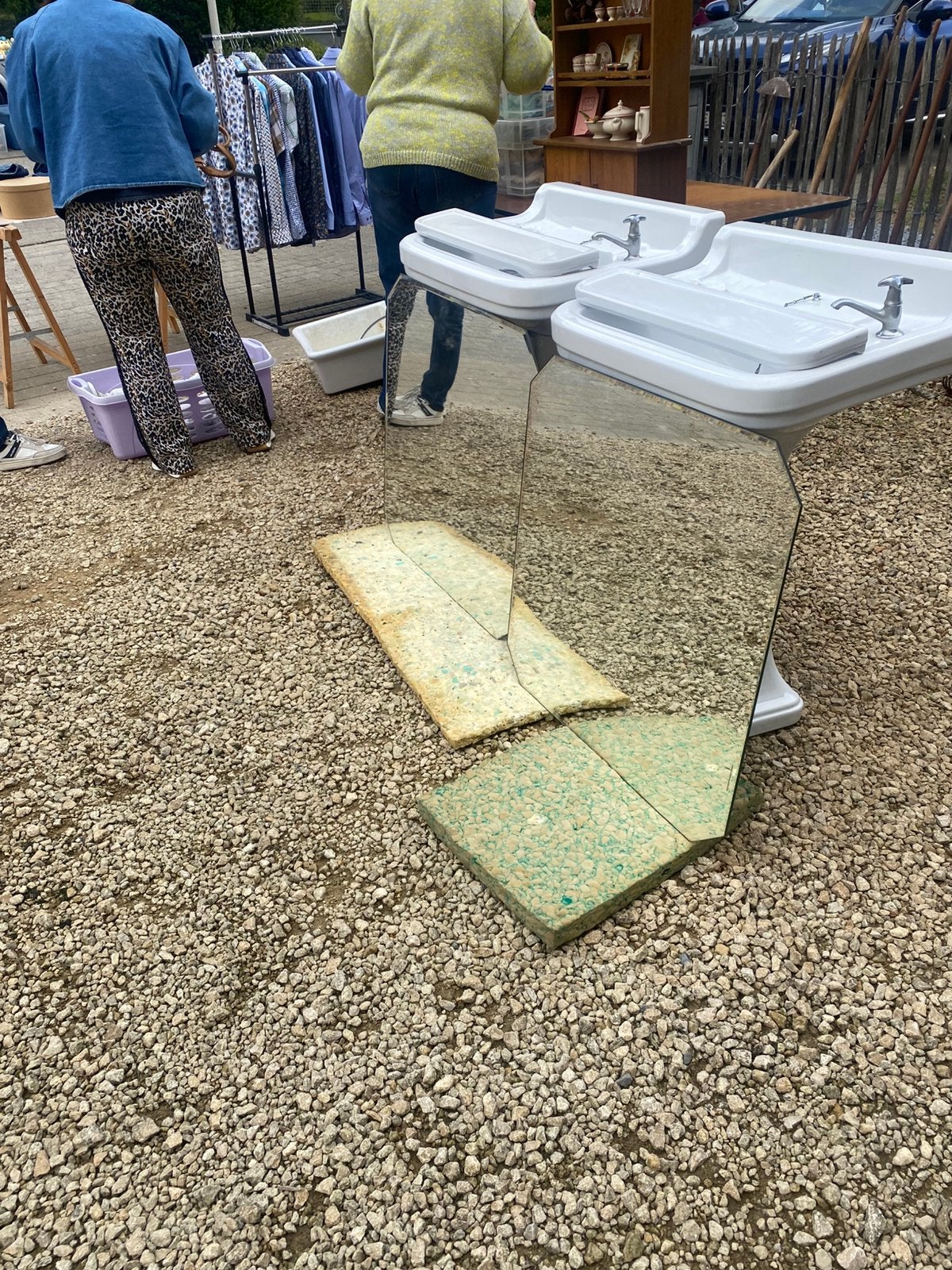 Oude lavabo, Ophalen, Gebruikt