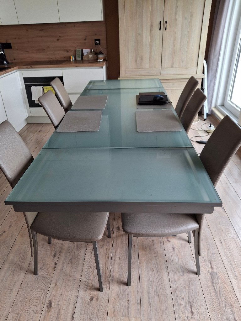 tafel met glazen blad en 6 stoelen, Ophalen, 50 tot 100 cm, Zo goed als nieuw, Vijf personen of meer