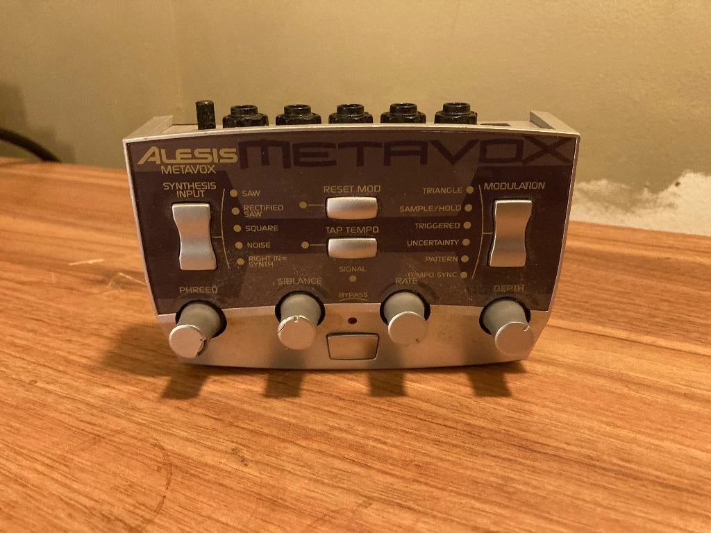 Alesis Metavox stereo vocoder, Ophalen of Verzenden