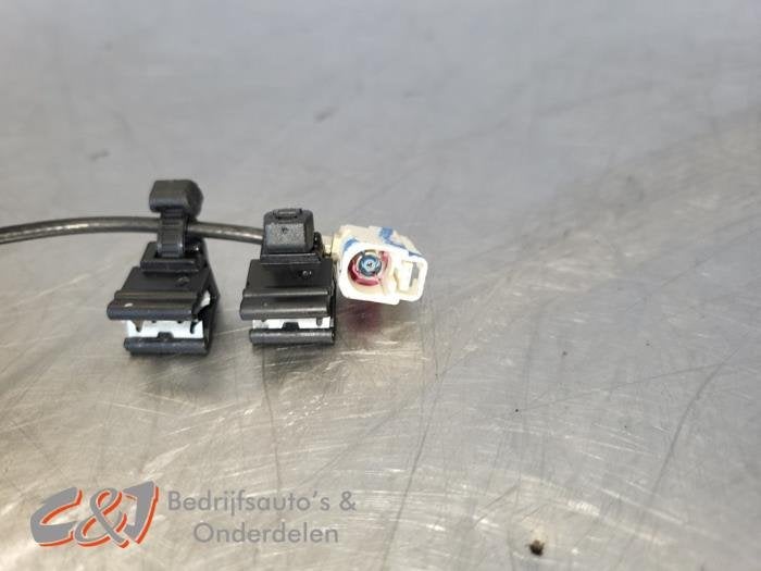 Antenne GPS d'un Mercedes V-Klasse, Autos : Pièces & Accessoires, 3 mois de garantie, Utilisé, -, -