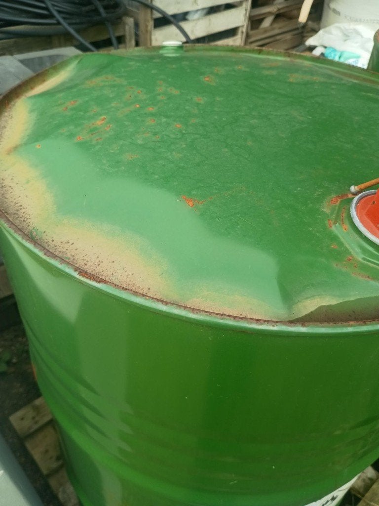 Leeg metalen olievat met pomp, Ophalen, Gebruikt, Overige metalen