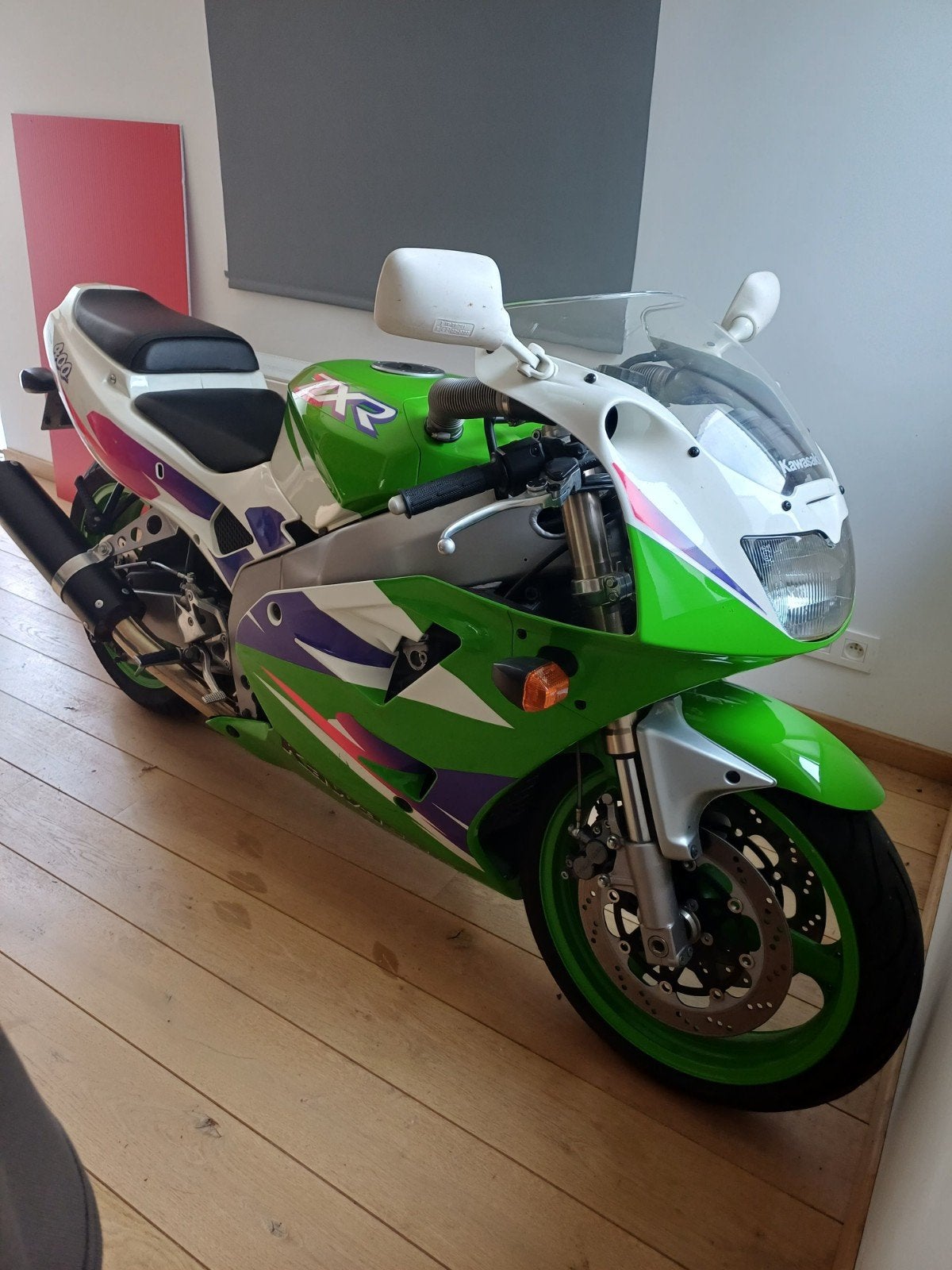 Kawasaki zxr 400, Particulier