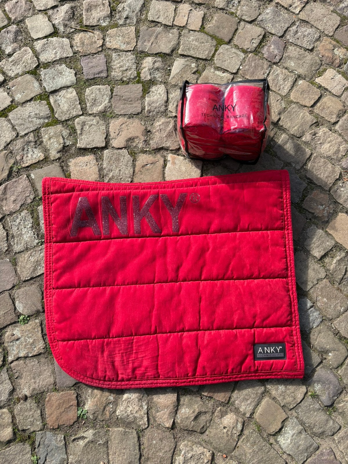 Dressuurdekje + bandages Anky, Full (L), Dressuurdekje, Rood, Ophalen of Verzenden