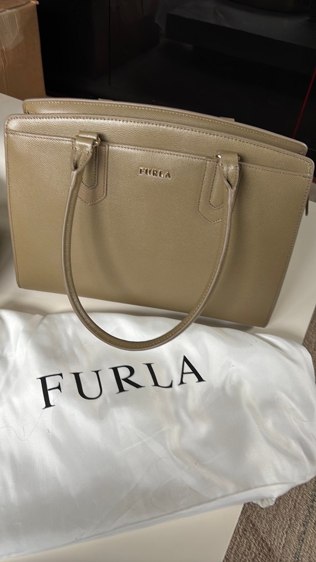 Nieuwe handtas Furla, Ophalen, Zo goed als nieuw, Handtas