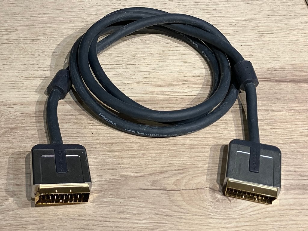 SCART Profigold High performance 2 Meter 24 Karaat Goud, Ophalen of Verzenden, Zo goed als nieuw, 2 tot 5 meter, Scartkabel