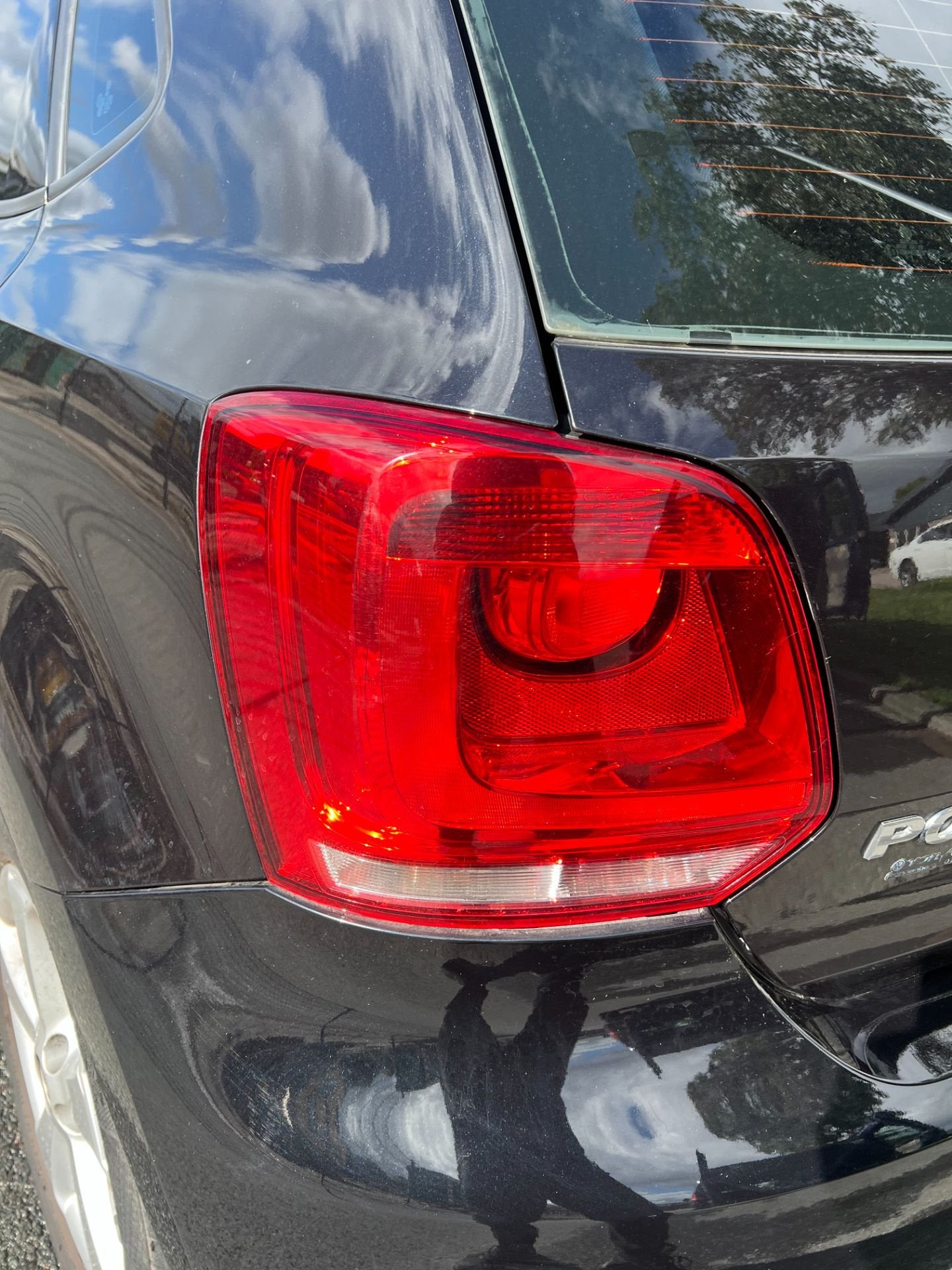 vw polo 6r links achterlicht 2009-2016, Gebruikt, Volkswagen, Volkswagen AG, Vw@volkswagen.de