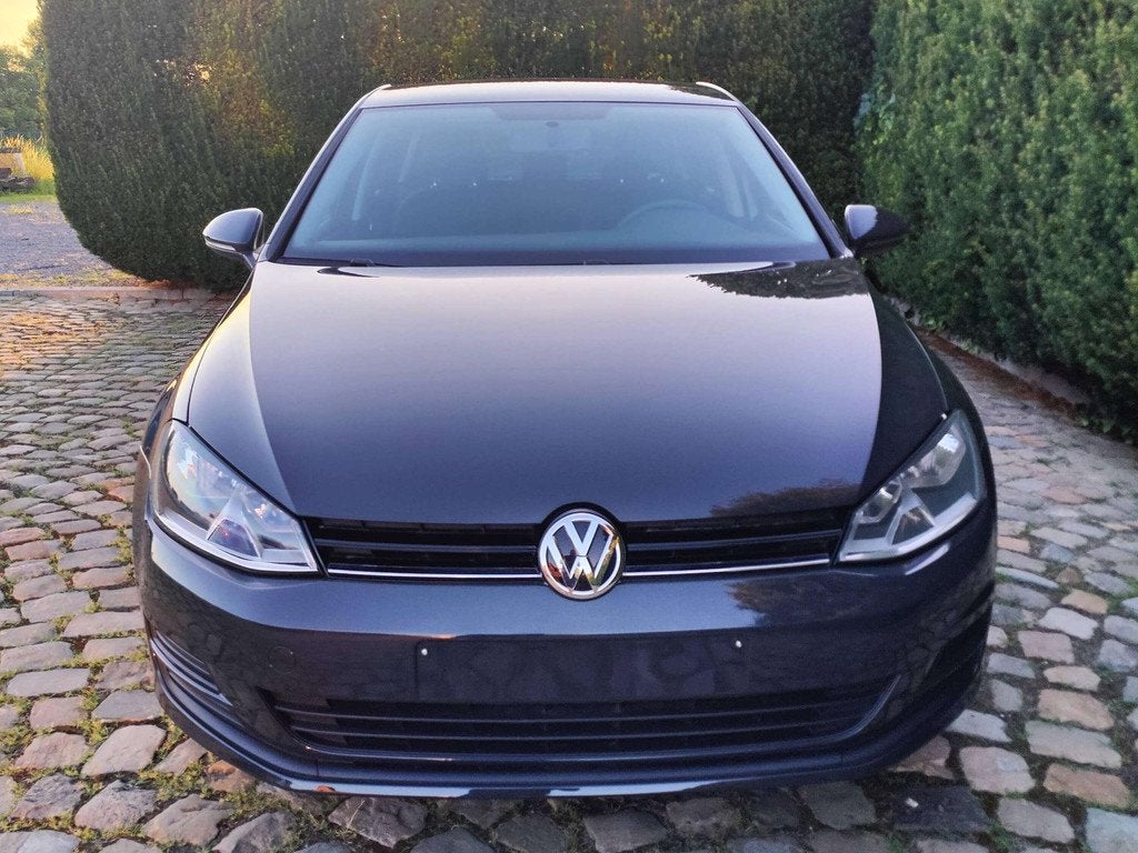 Volkswagen Golf Golf 1.2 TSI Trendline (bj 2017), Stof, Gebruikt, 4 cilinders, Bedrijf