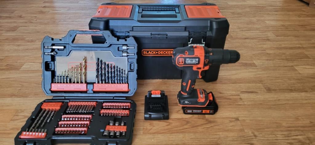 Perceuse Black+Decker, Enlèvement, Comme neuf, 400 à 600 watts, Perceuse
