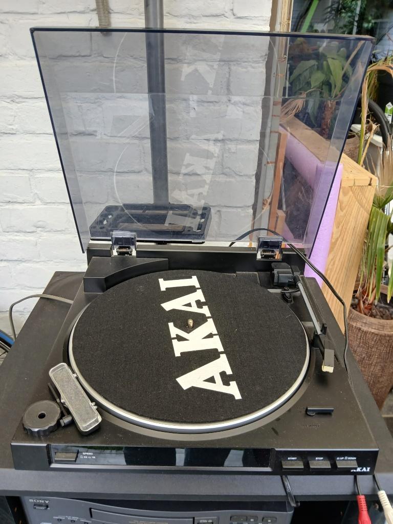 Platenspeler - AKAI ATT01U, Audio, Tv en Foto, Stereoketens, Ophalen, Gebruikt, Akai