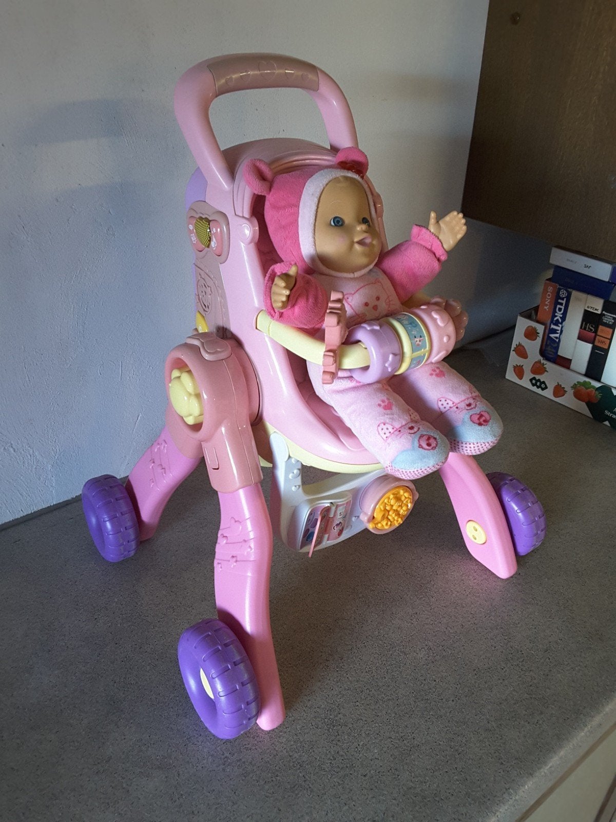 Poppenwagen, wandelwagen en eetstoel (3 in 1), Kinderen en Baby's, Ophalen, Zo goed als nieuw