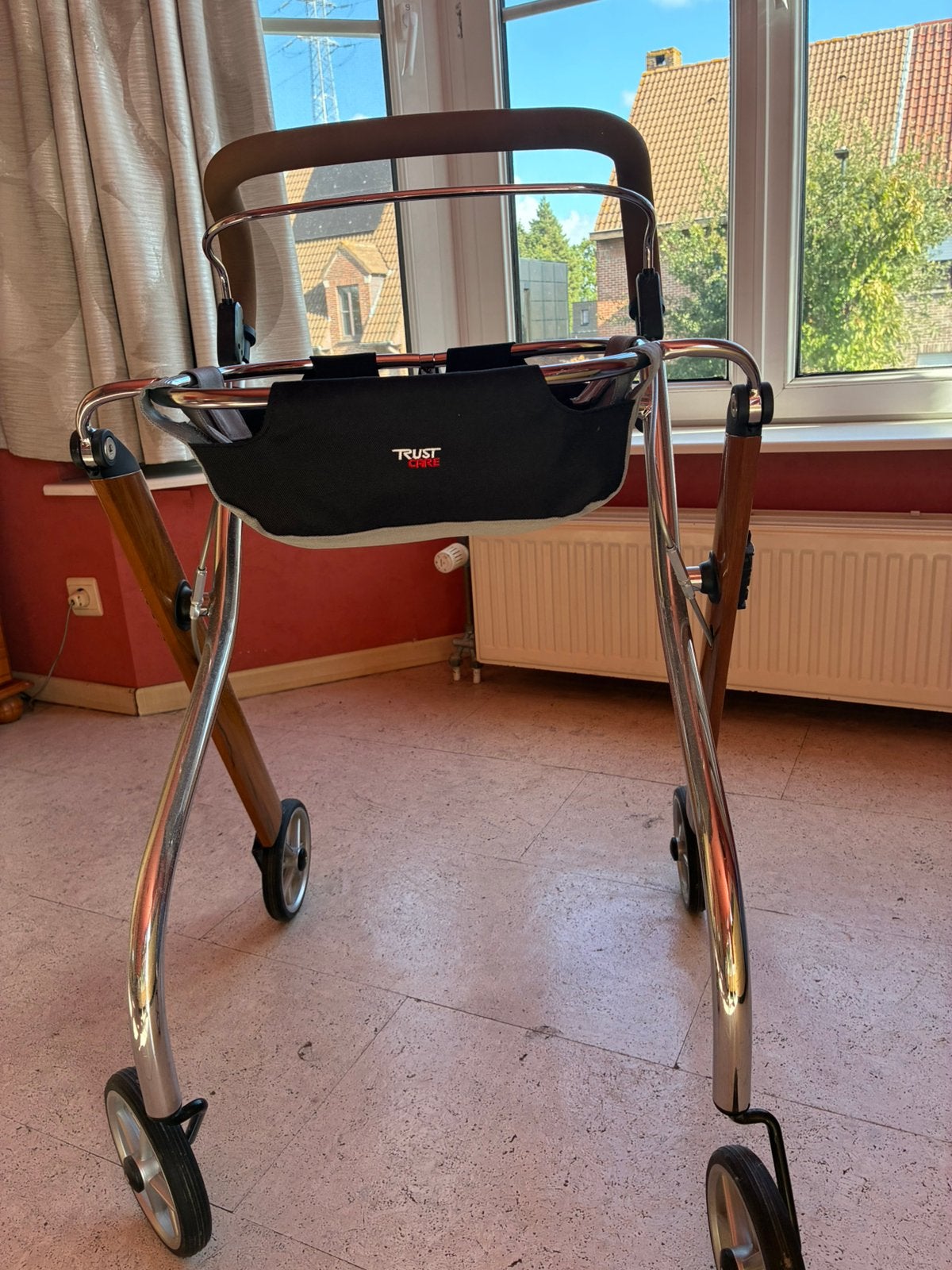 Binnehuis rollator, Diversen, Ophalen, Zo goed als nieuw