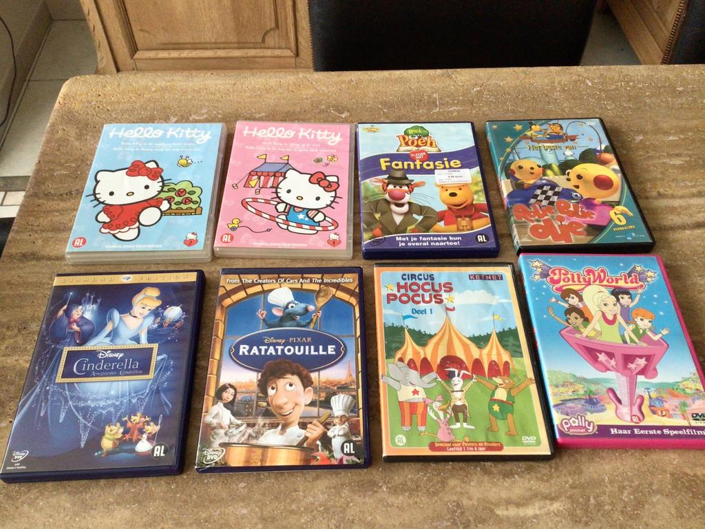 Dvd,s voor kinderen 8 stuks, Ophalen, Zo goed als nieuw