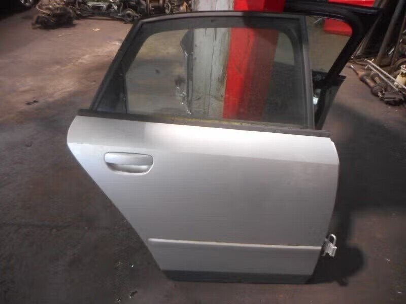 PORTIER RECHTS ACHTER Audi A4 (B6) (01-2000/01-2005), Enlèvement ou Envoi, Auto-Union-Straße 1, 85057 Ingolstadt, DE, Info@audi.de