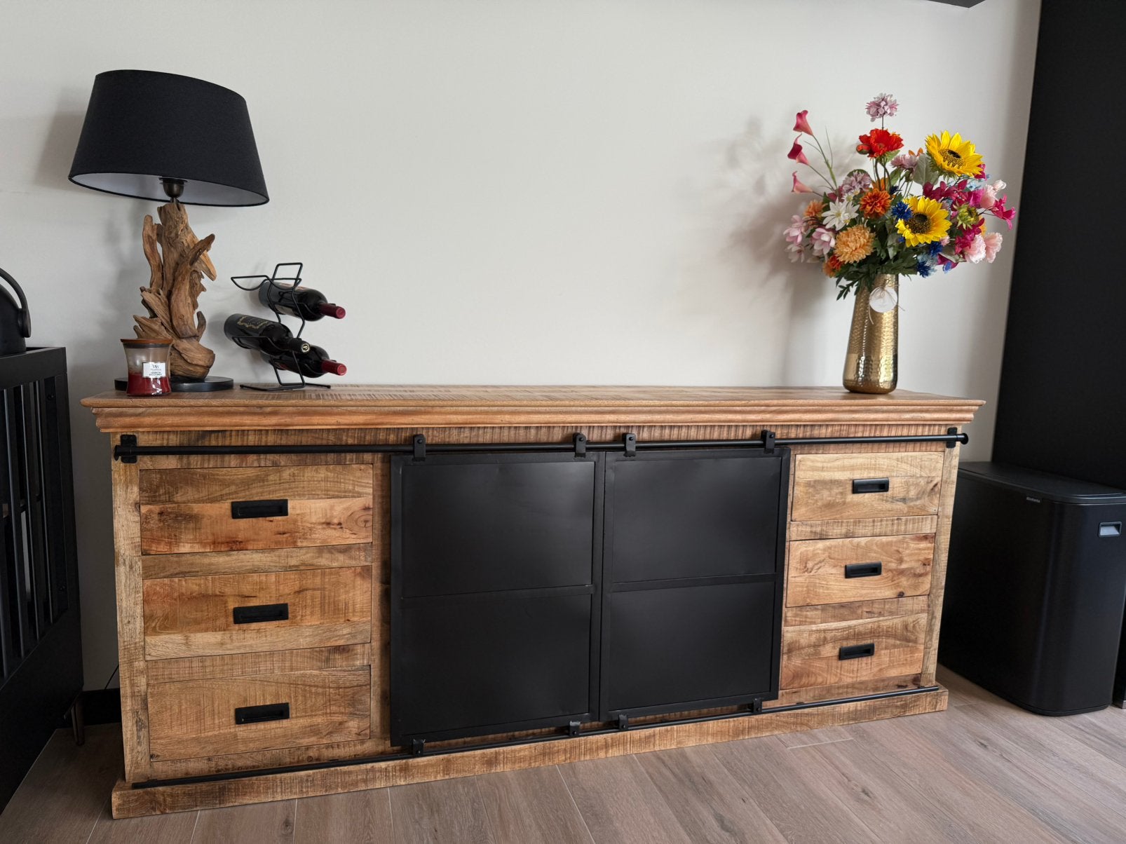 Mangohout dressoir 220cm, Ophalen, Zo goed als nieuw, 200 cm of meer, 25 tot 50 cm