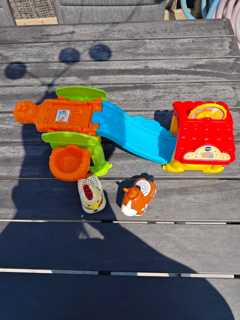 Toet toet VTech, Enlèvement