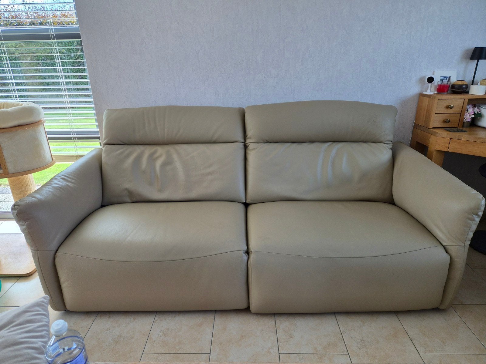 2 maal 3 zit met electr.relaxen Mellow Beige leder, Ophalen of Verzenden, Zo goed als nieuw, Leer, 200 tot 250 cm